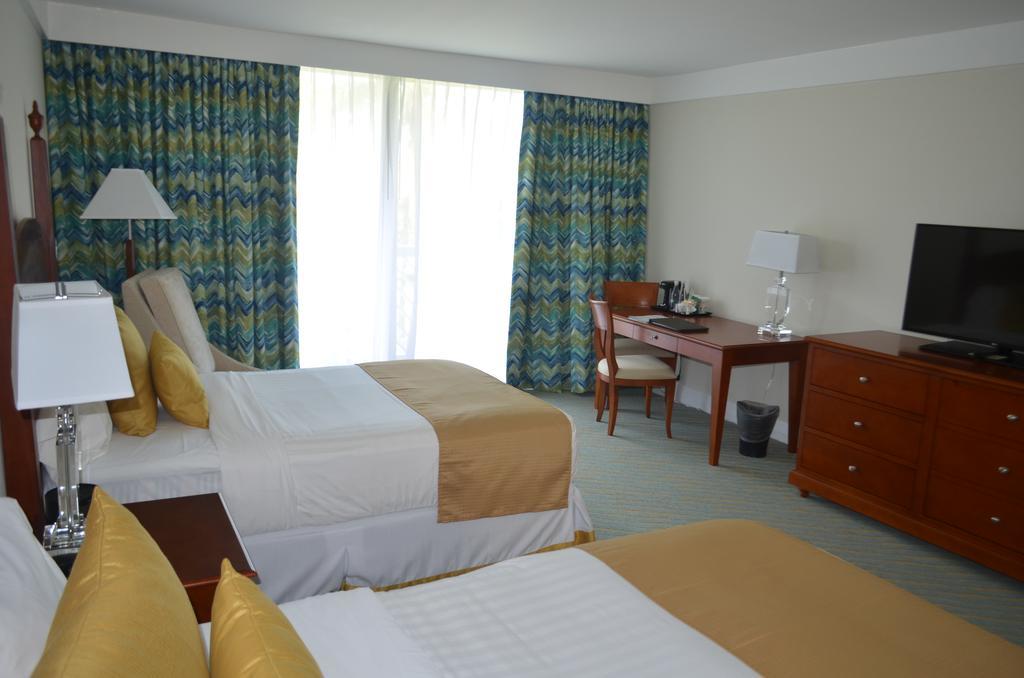 Lighthouse Pointe At Grand Lucayan Resort Фрийпорт Екстериор снимка